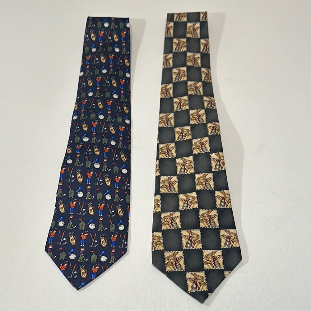 2 VINTAGE MENS GOLF GOLFING GOLFER TIES